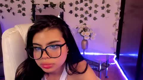 Snapshot of saray__jones chatting on 01-02-25, 09:07 saray__jones online show from 01-02-25, 09:07