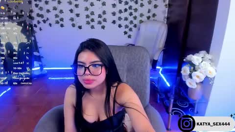Snapshot of saray__jones chatting on 01-06-25, 01:52 saray__jones online show from 01-06-25, 01:52