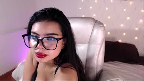 Snapshot of saray__jones chatting on 03-12-25, 01:08 saray__jones online show from 03-12-25, 01:08