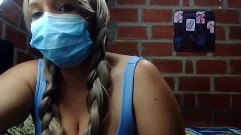 Snapshot of saray_mixx chatting on 10-30-25, 04:47 saray_mixx online show from 10-30-25, 04:47