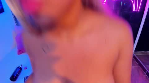 saraycooper_ online show from 09-10-25, 04:56
