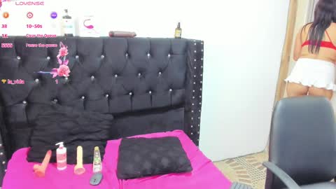 Saray online show from 02-23-25, 08:33