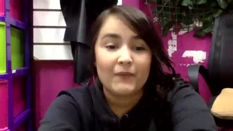 Snapshot of sarayx chatting on 04-08-26, 05:13 mery online show from 04-08-26, 05:13