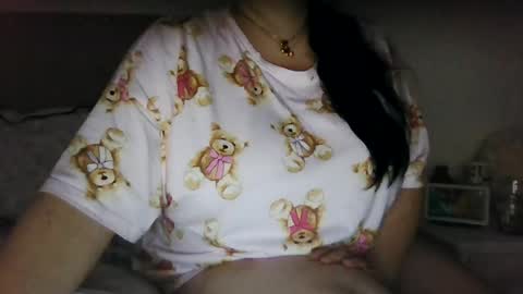 Snapshot of saretta46 chatting on 11-14-25, 12:42 Sara online show from 11-14-25, 12:42