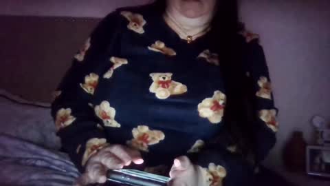 Snapshot of saretta46 chatting on 11-25-25, 12:21 Sara online show from 11-25-25, 12:21