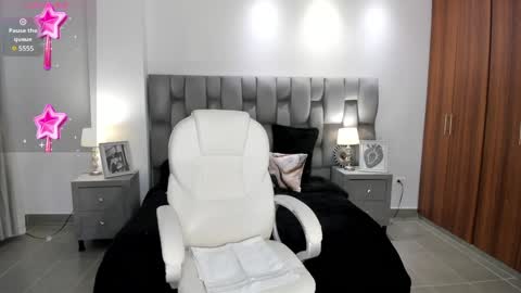  Saritaaa  online show from 12-20-24, 03:25