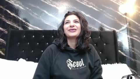 Sara online show from 05-06-26, 05:14