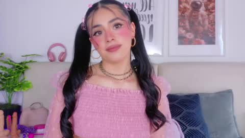 Sara online show from 05-06-26, 10:15