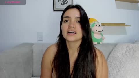 Snapshot of saritadolly_ chatting on 09-16-25, 04:35 Sara Cute online show from 09-16-25, 04:35