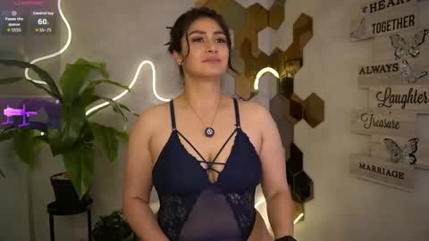Snapshot of saritas_ chatting on 03-29-26, 02:44 SARA online show from 03-29-26, 02:44