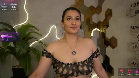 Snapshot of saritas_ chatting on 04-03-26, 03:04 SARA online show from 04-03-26, 03:04