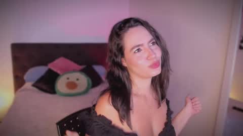 Sara online show from 12-22-25, 10:29