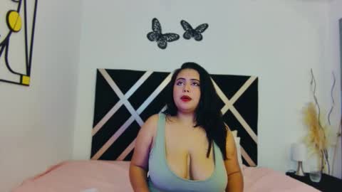 Snapshot of sary_brown chatting on 09-09-25, 03:39 sary_brown online show from 09-09-25, 03:39