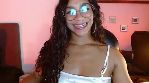 Snapshot of sasha_bowei chatting on 10-21-25, 02:12 sasha_bowei online show from 10-21-25, 02:12