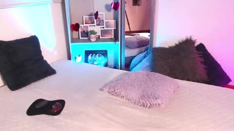 Snapshot of sasha_bowei chatting on 02-28-26, 03:29 sasha_bowei online show from 02-28-26, 03:29