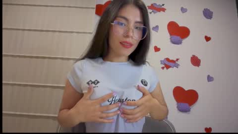 Snapshot of sasha_jonne chatting on 02-11-26, 01:21 sasha_jonne online show from 02-11-26, 01:21