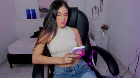 Sasha online show from 12-11-24, 02:09