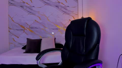 Sasha online show from 02-01-25, 12:29