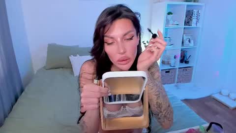 Sasha Miro online show from 05-06-26, 02:51