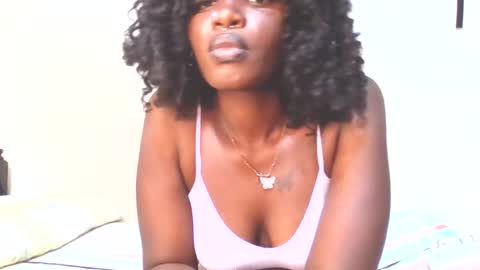 Snapshot of sasha_novah chatting on 07-21-26, 07:05 Sasha online show from 07-21-26, 07:05