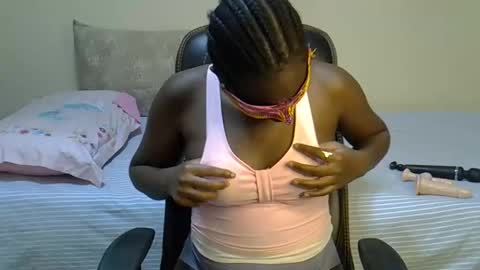 sasha_sexy769 online show from 11-07-25, 08:53