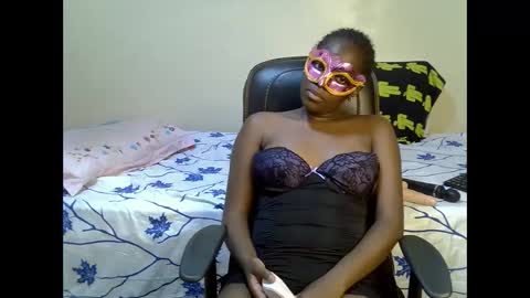 sasha_sexy769 online show from 12-03-25, 01:35