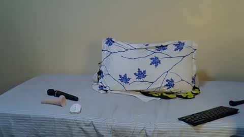 sasha_sexy769 online show from 01-10-26, 06:42