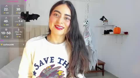 Sashaa online show from 10-24-25, 11:17