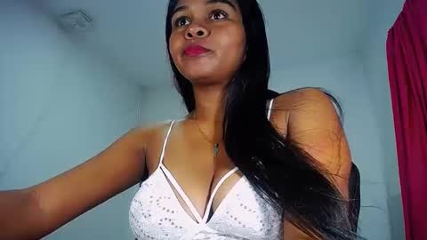 Snapshot of sashabreck1 chatting on 12-29-24, 03:00 sashabreck1 online show from 12-29-24, 03:00