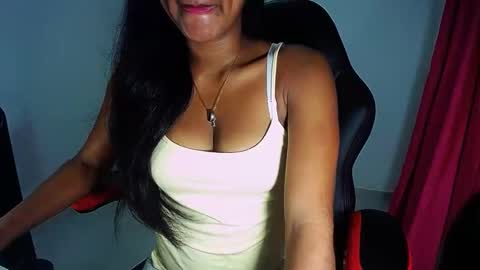 Snapshot of sashabreck1 chatting on 01-05-25, 03:32 sashabreck1 online show from 01-05-25, 03:32