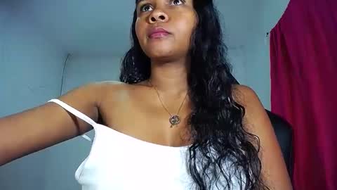 Snapshot of sashabreck1 chatting on 02-19-25, 04:01 sashabreck1 online show from 02-19-25, 04:01