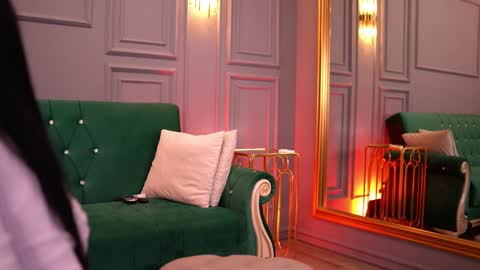 Snapshot of sashaferrera chatting on 03-02-25, 06:40 Dennise online show from 03-02-25, 06:40