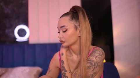 Dennise online show from 02-06-26, 07:06