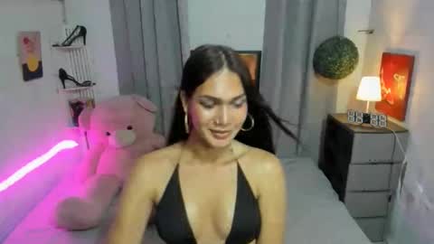 ESTELLA online show from 02-22-25, 02:08
