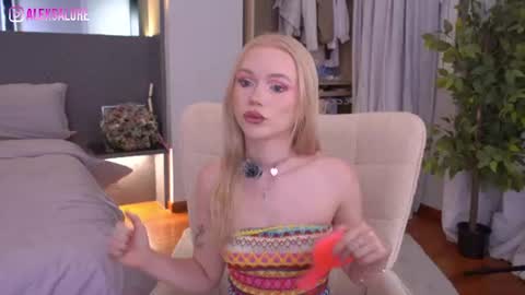 Snapshot of sashalore chatting on 07-17-26, 03:02 sashalore online show from 07-17-26, 03:02