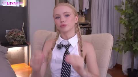 Snapshot of sashalore chatting on 07-18-26, 03:00 sashalore online show from 07-18-26, 03:00