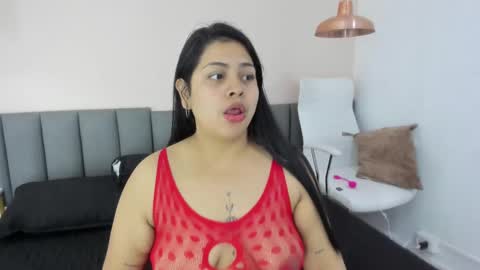 Snapshot of sashapears chatting on 03-07-25, 11:07 Manuela online show from 03-07-25, 11:07