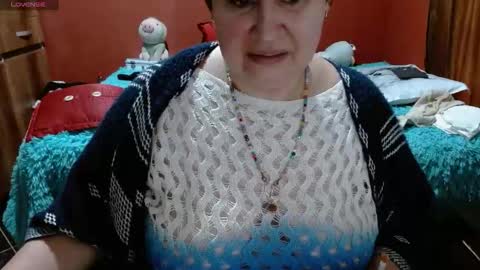 Snapshot of sasharosee2 chatting on 02-21-26, 01:45 S A S H A R O S E online show from 02-21-26, 01:45