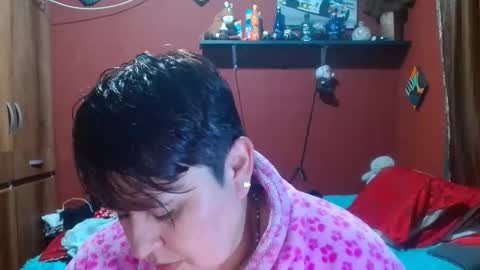 Snapshot of sasharosee2 chatting on 03-11-26, 11:49 S A S H A R O S E online show from 03-11-26, 11:49