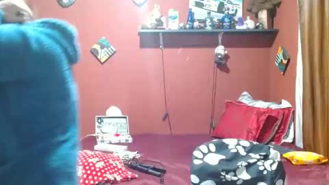 Snapshot of sasharosee2 chatting on 04-28-26, 12:10 S A S H A R O S E online show from 04-28-26, 12:10