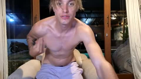 Sasha --  online show from 04-26-26, 12:14