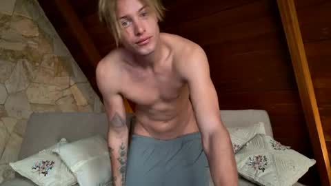 Sasha --  online show from 05-22-26, 10:48