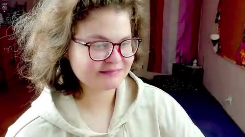 .Alexandra online show from 09-12-25, 09:37