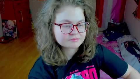 .Alexandra online show from 05-06-26, 05:07