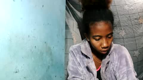 Snapshot of sasivia08 chatting on 06-02-26, 04:25 sasivia08 online show from 06-02-26, 04:25