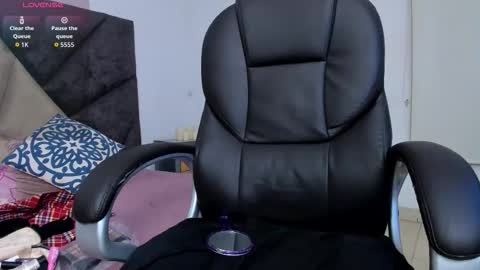 saskiagrendel online show from 03-04-26, 12:05