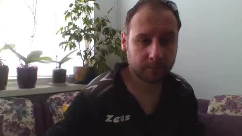 Snapshot of sasko877 chatting on 04-07-26, 10:48 sasko877 online show from 04-07-26, 10:48