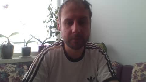 Snapshot of sasko877 chatting on 05-07-26, 01:05 sasko877 online show from 05-07-26, 01:05