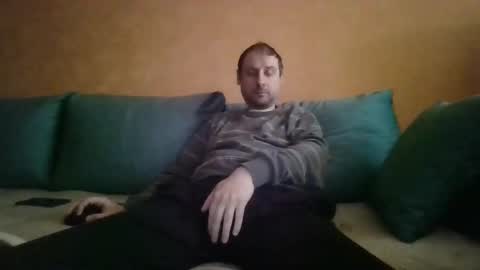 Snapshot of sasko877 chatting on 05-18-26, 10:32 sasko877 online show from 05-18-26, 10:32