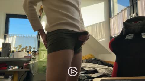 Snapshot of sason97xx chatting on 12-26-24, 12:38 sason97xx online show from 12-26-24, 12:38